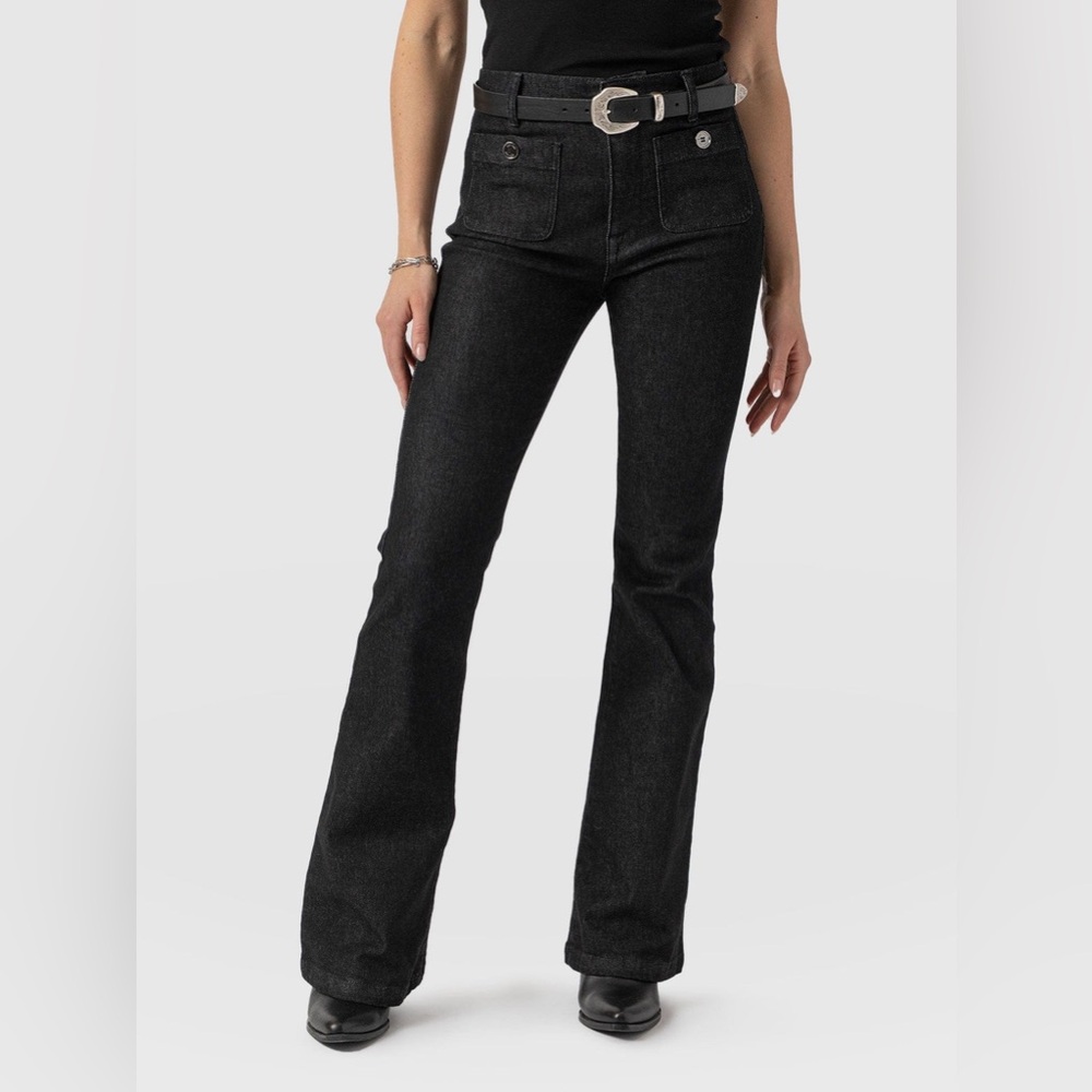 NWT Saint + Sofia Tall Bowie Stretch Flare Jeans in Black Wash